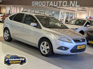 Ford Focus 2.0 Titanium Automaat Airco, Cruise Control, Trekhaak, Stuurbekrachtiging