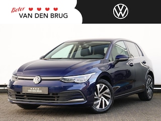 Volkswagen Golf 1.4 eHybrid Style 204PK DSG | Navigatie | Led | Camera | Stoelverwarming | Keyless