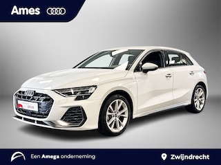Audi A3 Sportback 35 150pk TFSI S edition Sportstoelen zwarte stof | Achteruitrijcamera | Stoelverwarming voorin