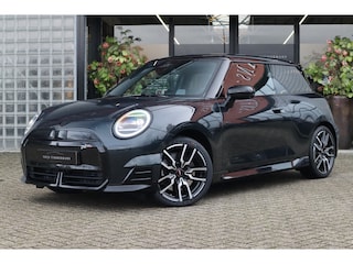 Mini Mini Electric Cooper SE | John Cooper Works pakket XL, Massage, Driving Assistant, Harman/Kardon, Panoramadak Skylounge, Stoelverwarming, Stuurverwarming, 16% Bijtelling over de eerste € 30.000
