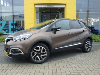 Renault Captur TCe 120pk EDC Dynamique / Trekhaak / 4 S-Banden / Navigatie / Camera