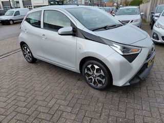Toyota Aygo 1.0 VVT-i x-fun