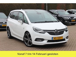 Opel Zafira 1.6 Turbo Innovation 7p. OPC Line 200pk! / Trekhaak / Panoramadak / Camera/  Leder / Navigatie / 19'' / Stoelverwarming / Dodehoek / DAB / Cruise Control