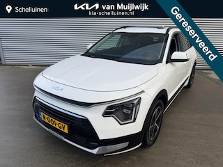 Kia Niro 1.6 GDi Hybrid DynamicPlusLine Keyless | Privacyglass | Trekhaak | Sunroof & Smart Achterklep