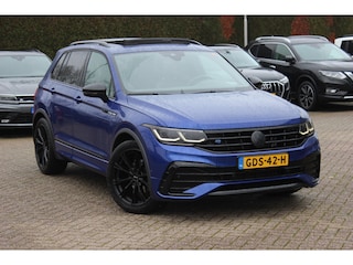 Volkswagen Tiguan 1.5 TSI R-Line Business+ / Trekhaak / Panoramadak / Camera / Leder / 20'' / CarPlay / Virtual Cockpit / Matrix LED / Stoel+Stuurverwarming / Dodehoek / DAB / ACC
