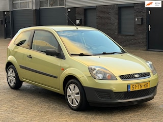 Ford Fiesta 1.3-8V Champion AIRCO NIEUW APK NAP