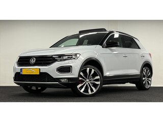Volkswagen T-Roc 2.0 TSI 4Motion Sport*Panodak*Trekhaak*DigiDisplay*19''*Carplay*Navi*DealerOh