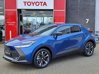 Toyota C-HR 2.0 Plug-in Hybrid 220 Dynamic NIEUW DIRECT LEVERBAAR STOEL EN STUURWIELVERWARMING PDC