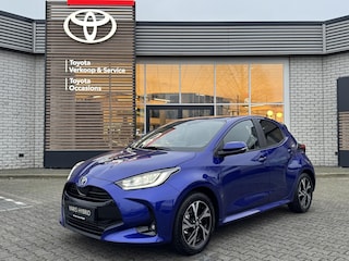 Toyota Yaris HYBRID 115 DYNAMIC NIEUW & DIRECT LEVERBAAR!!! KEYLESS LED CAMERA 16" LM-VELGEN APPLE/ANDROID