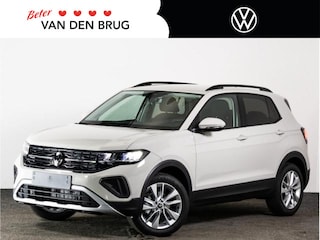 Volkswagen T-Cross Life Edition 1.0 70 kW / 95 pk TSI SUV 5 versn. Ha Trekhaak | Parkeersensoren | 17 Inch | Apple Carplay - Android Auto | Keyless | DAB