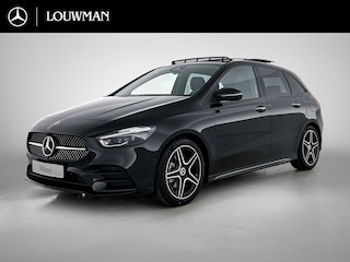 Mercedes-Benz B-klasse 180 Business Solution AMG | Nightpakket | Trekhaak | Panoramaschuifdak  | Stoelverwarming voor | Multibeam LED | Smartphone integratie | EASY PACK achterklep | Keyless-Go comfortpakket |