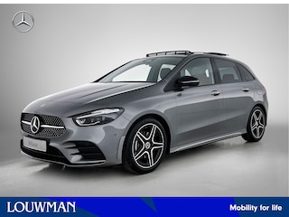 Mercedes-Benz B-klasse 180 Business Solution AMG | Nightpakket | Smartphone integratie | Panoramaschuifdak | Stoelverwarming voor | EASY PACK achterklep | Keyless-Go comfortpakket | MULTIBEAM LED |