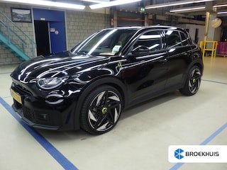 Abarth 600 Turismo 54 kWh | Origineel NL auto | Nieuwprijs €45.000,- | Lage kilometerstand | BTW | Uniek |