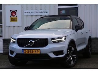 Volvo XC40 1.5 T5 262PK Plug in hybride R-Design*Perfect Onderh.*Pano/Elek. Trekhaak/Leder/Stoelverw./Stuurverw./Camera/LED/Standkachel/Keyless Entry+Go/Apple Carplay-Android/Parkeersens.V+A/19 inch LM*