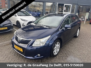 Toyota Avensis Wagon 1.8 VVTi Panoramic Business Special | Panoramadak | Navigatie