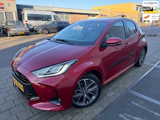 Toyota Yaris 1.5 HYBRID 2024 176PK EXECUTIVE SPORT ACC LED AUT LANE-ASSIST LUXE