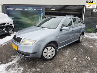 Skoda Fabia Combi 1.4-16V Choice | 3E EIGENAAR | 12MND GARANTIE | AUTOMAAT | AIRCO | CRUISE |