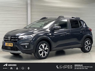 Dacia Sandero Stepway 1.0 TCe 90 Comfort / Eerste Eigenaar / All Seasonbanden / Afneembare Trekhaak / Navigatie / Pack Easy / Camera / Lichtmetalen Velgen / Sensoren Voor + Achter /