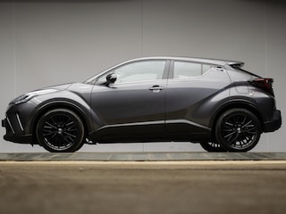 Toyota C-HR 1.8 Hybrid Dynamic (CARPLAY,NAVI,CAMERA,LED,CRUISE,CLIMATE,SPORTSTOELEN,GETINT,NETTESTAAT)