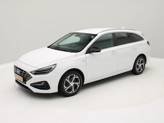 Hyundai i30 Wagon 1.5 T-GDi MHEV Premium Aut. / Leder / Camera / Navi / Origineel NL