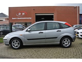Ford Focus 1.6-16V Ambiente airco apk 31-01-2027 inruil mogelijk
