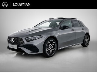 Mercedes-Benz A-klasse 250 e Business Solution AMG | Trekhaak | Nightpakket | Multibeam LED | Stoelverwarming voor | Panoramaschuifdak | Smartphone-integratie |