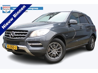 Mercedes-Benz M-klasse 350 BLUETEC 4MATIC | Grijs Kenteken | Elektrisch verstelbare stoelen | Elektrische kofferbakklep | Cruise controle | Schakelmogelijkheid aan stuurwiel | Stoelverwarming | Parkeersensoren V+A | Climate controle | Navigatie | Half leder/alcantara bekleding |