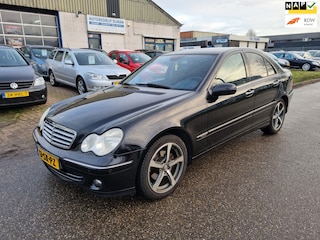 Mercedes-Benz C-klasse 180 K. Elegance Sedan Clima! Bj:2006 NAP!