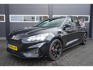 Ford Focus Wagon 1.5 EcoBoost ST Line Aut/Camera/CC/Climate Control/Stoel-stuur verwarming/Park.sensoren