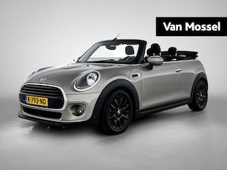 Mini Cooper Cabrio 1.5 Chili | Navigatiesysteem | Parkeersensoren voor + Achter | Stoelverwarming | Lichtmetalen velgen | Climate Controle | Electrisch cabriodak |