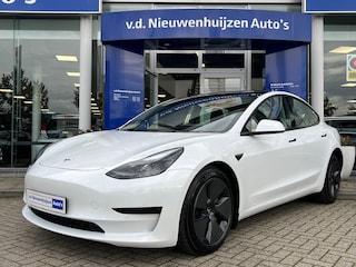 Tesla Model 3 Standard RWD Plus | | Camera | Keyless | Info Jeroen: 0492-588 980