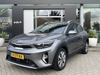 Kia Stonic 1.0 T-GDi MHEV DynamicPlusLine Navigatie | 1ste eigenaar | Climate | Keyless Info Daan 0492-588964