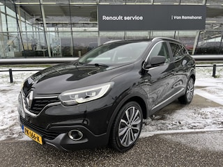 Renault Kadjar 1.2 TCe Bose / 130 PK / Automaat / Trekhaak / Keyless / Lane assist / PDC 360'' /