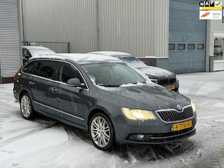 Skoda Superb Combi 1.8 TSI Ambition Business DSG/BI-XENON/NAVI/CRUISE/PDC/CLIMATE/€5.990-NETTO