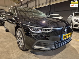 Volkswagen Golf 1.4 eHybrid - Digitaal Dashboard - Sfeerverlichting - Ergostoel met memory - Adapt Cruise