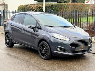 Ford Fiesta 1.0 Style / Stoelverwarming , Airco , nieuwe riem!