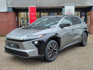 Toyota bZ4X DYNAMIC 73 kWh MODEL 2026 NIEUW OP VOORRAAD! 360° CAMERA STOELVERW BLIND SPOT KEYLESS EL-STOEL APPLE/ANDROID WARMTEPOMP