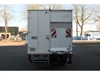 Mercedes-Benz Sprinter 514/515/516/517/519 Losse laadbak Gesloten meubelbak met klep Laadklep L3 432 wb 420x229x219 cm LxBxH
