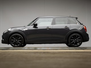 Mini Mini 2.0 Sport (PANORAMADAK,NAVI,HARMAN/KARDON,PDC,LED,STOELVERWARMING,DAB,SPORTSTOELEN,LM VELGEN,NETTE STAAT)
