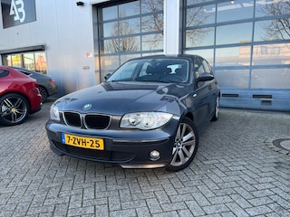 BMW 116i Executive (Panoramadak, Airco, NL-auto)