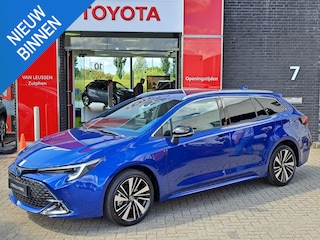 Toyota Corolla Touring Sports Hybrid 140 Dynamic NIEUW DIRECT LEVERBAAR STOELVERWARMING PARK-SENSOREN KEYLESS