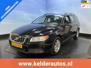 Volvo V70 2.0 Navi | Clima | Cruise | PDC | Trekhaak, Youngtimer