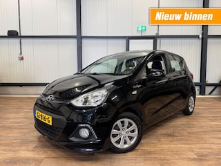Hyundai i10 1.0i i-Motion Comfort Plus / CLIMA / NAVI / CRUISE / PDC /