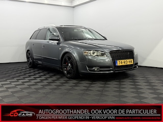 Audi A4 Avant 2.0 TFSI Pro Line Inruilauto’s tegen vaste prijzen. Voor meer info: 0638140850 Bij de verkoop van gebruikte voertuigen door CD-Cars wordt geen standaard garantie verstrekt. De koper aanvaardt het voertuig in de staat waarin het zich bevindt op het moment van aankoop