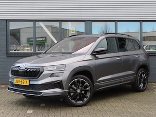 Skoda Karoq 1.5 TSI ACT Sportline Business DSG | all season | verwarmbare achterbank | stuurwiel verwarmbaar | stoelverwarming