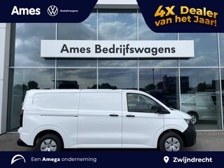 Volkswagen Transporter L2 64 kWh 136pk | Trekhaak | Assistentiepakket plus