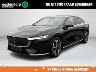 Mazda 6e Takumi Plus Long Range 80 kWh | Dit jaar nog rijden 17% bijtelling | Stoelverwarming/verkoeling | Stuurverwarming | Panoramadak | Adaptive cruise-control | Tan-nappa leder interieur | 360-Camera | SONY-premium audiosysteem |