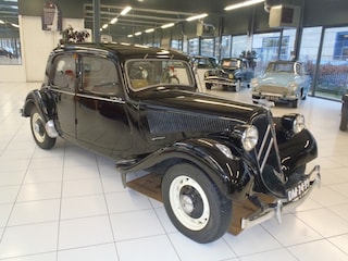 Citroën Traction Avant 11B LEGERE (1949)