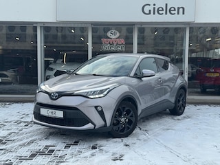Toyota C-HR 2.0 Hybrid 184pk Style | Dodehoekherkenning, Stoel + Stuurverwarming, Apple CarPlay/Android Auto, Parkeersensoren
