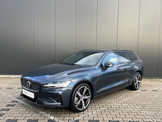 Volvo V60 T8 Plug-in hybrid AWD Plus Performance Edition Dark | Panoramadak | Stoelventilatie | Harman/Kardon | Polestar Optimalisatie | Leder | 360 Camera | Keyless